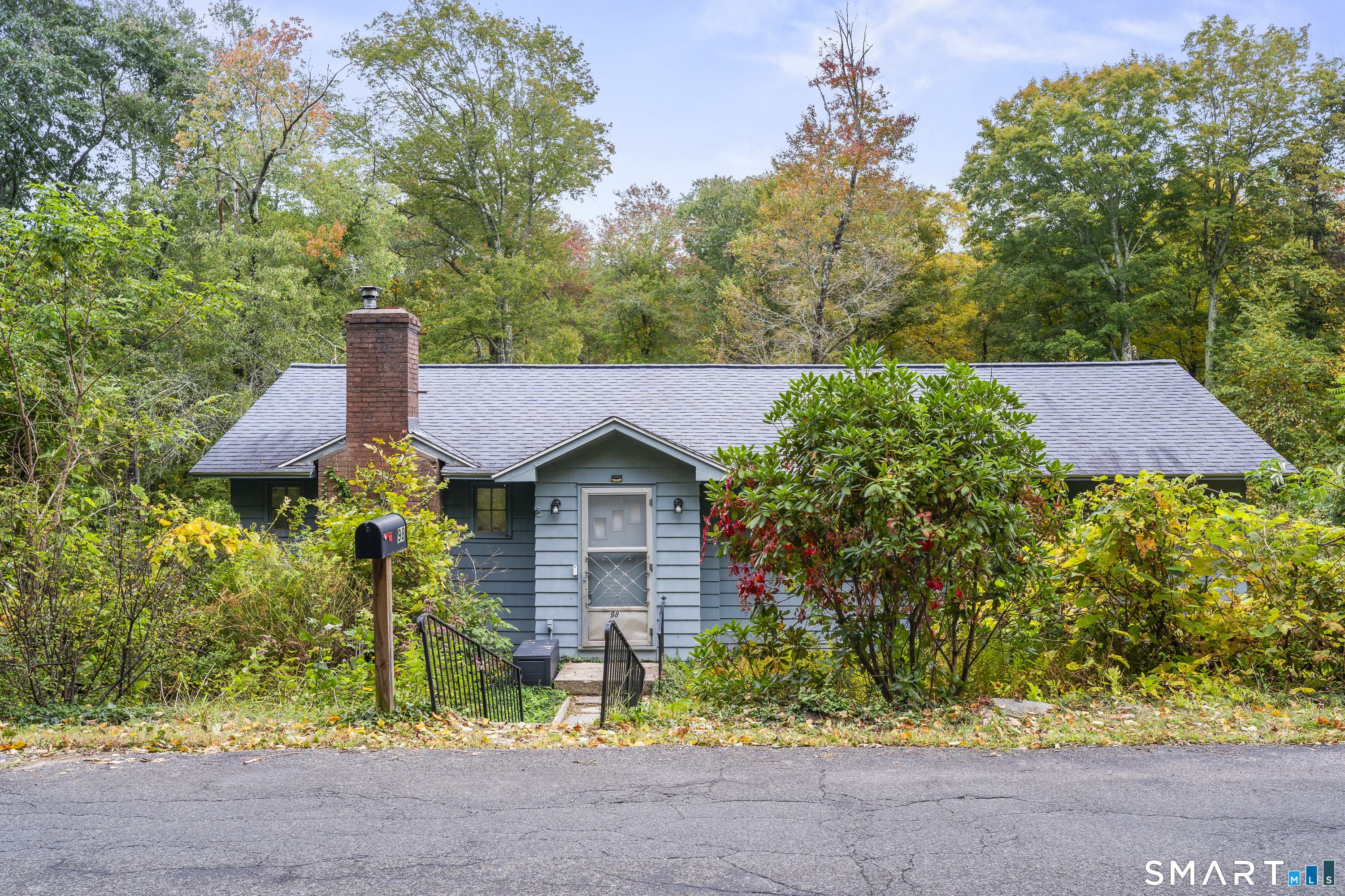 98 Turkey Hill Road Haddam, CT 06438 - Photo 2 of 35 Gallery Image 2