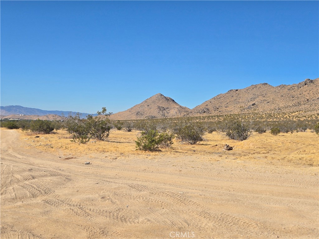 0 Falchion Road Apple Valley, CA 92307 - Photo 2 of 10