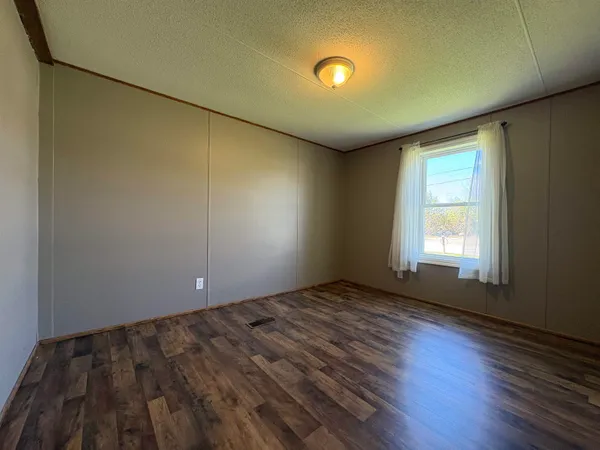 $289,900 | 104 Nason Street, St. Albans Town, VT 05478