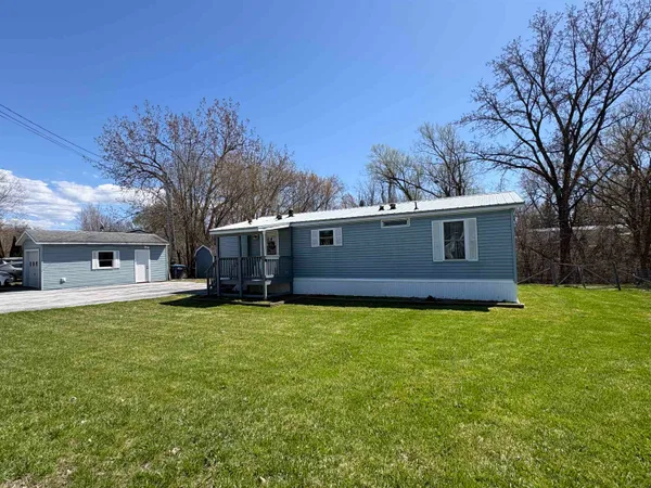 $289,900 | 104 Nason Street, St. Albans Town, VT 05478