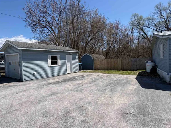 $289,900 | 104 Nason Street, St. Albans Town, VT 05478