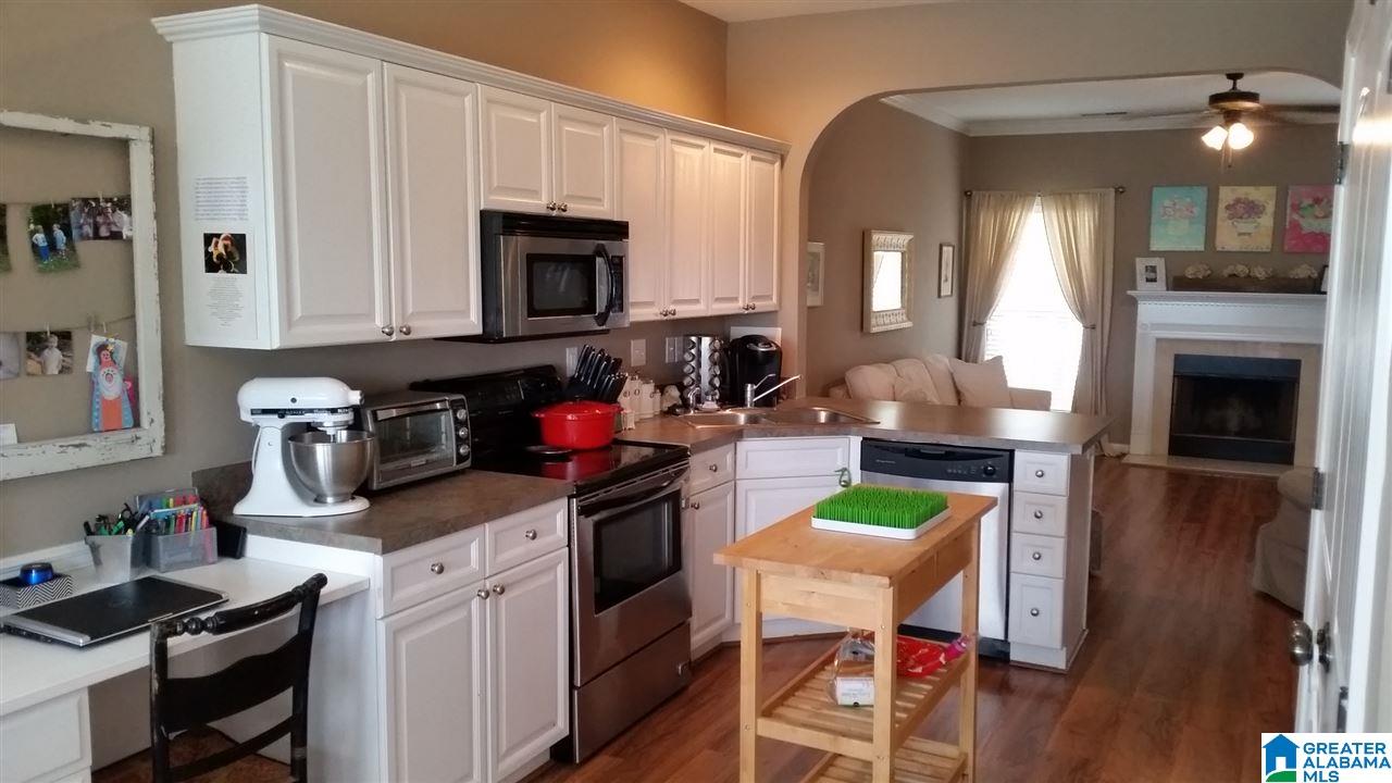 2249 Ridgemont Drive Birmingham, AL 35244 - Photo 3 of 22
