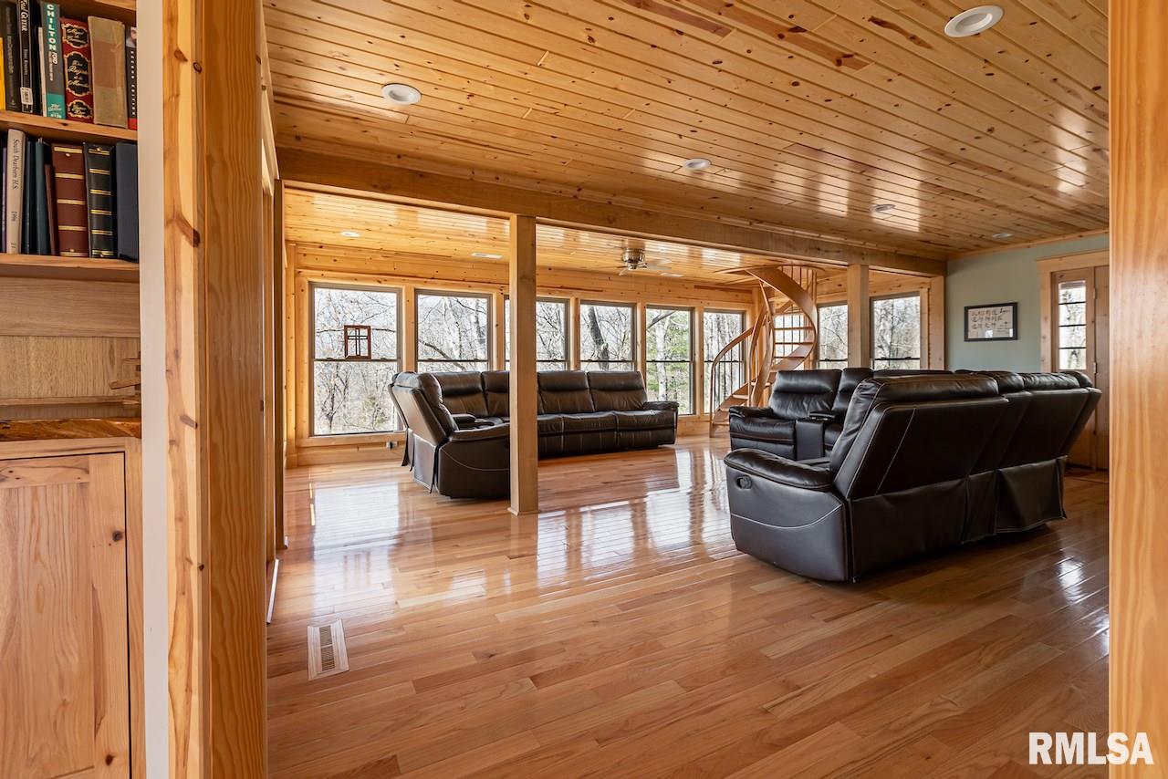 278 Poplar Camp Road Makanda, IL 62958 - Photo 15 of 50 Gallery Image 15