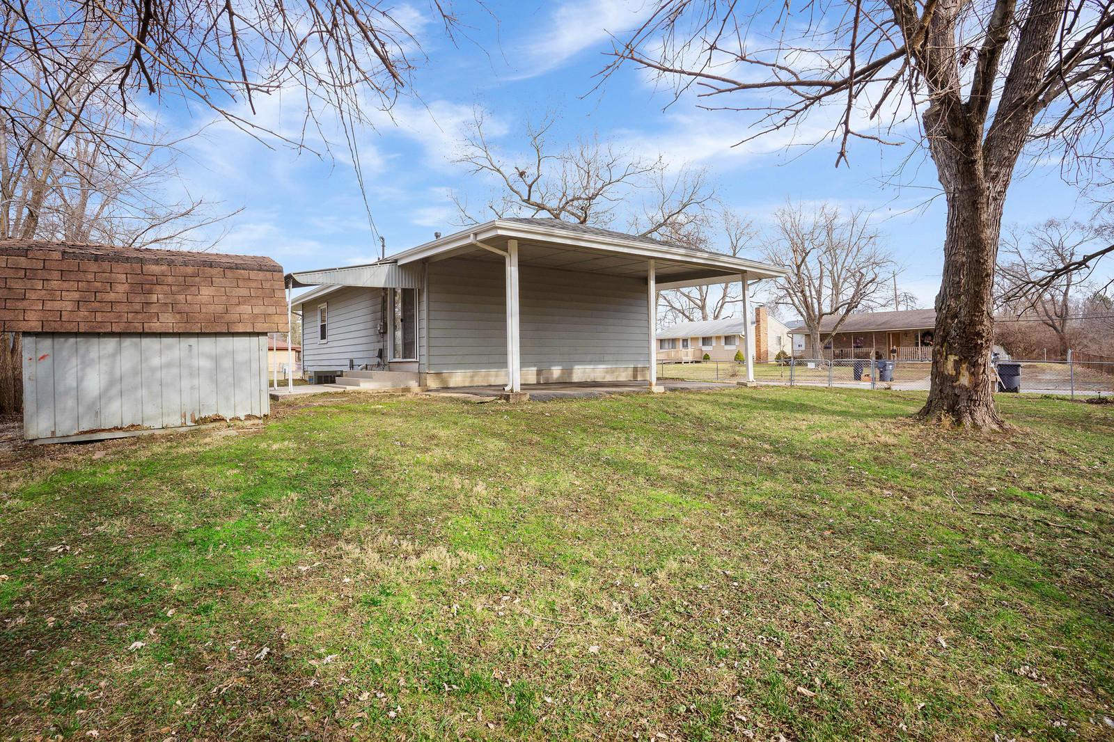 3299 Arnsby Road Columbus, OH 43232 - Photo 6 of 30 Gallery Image 6