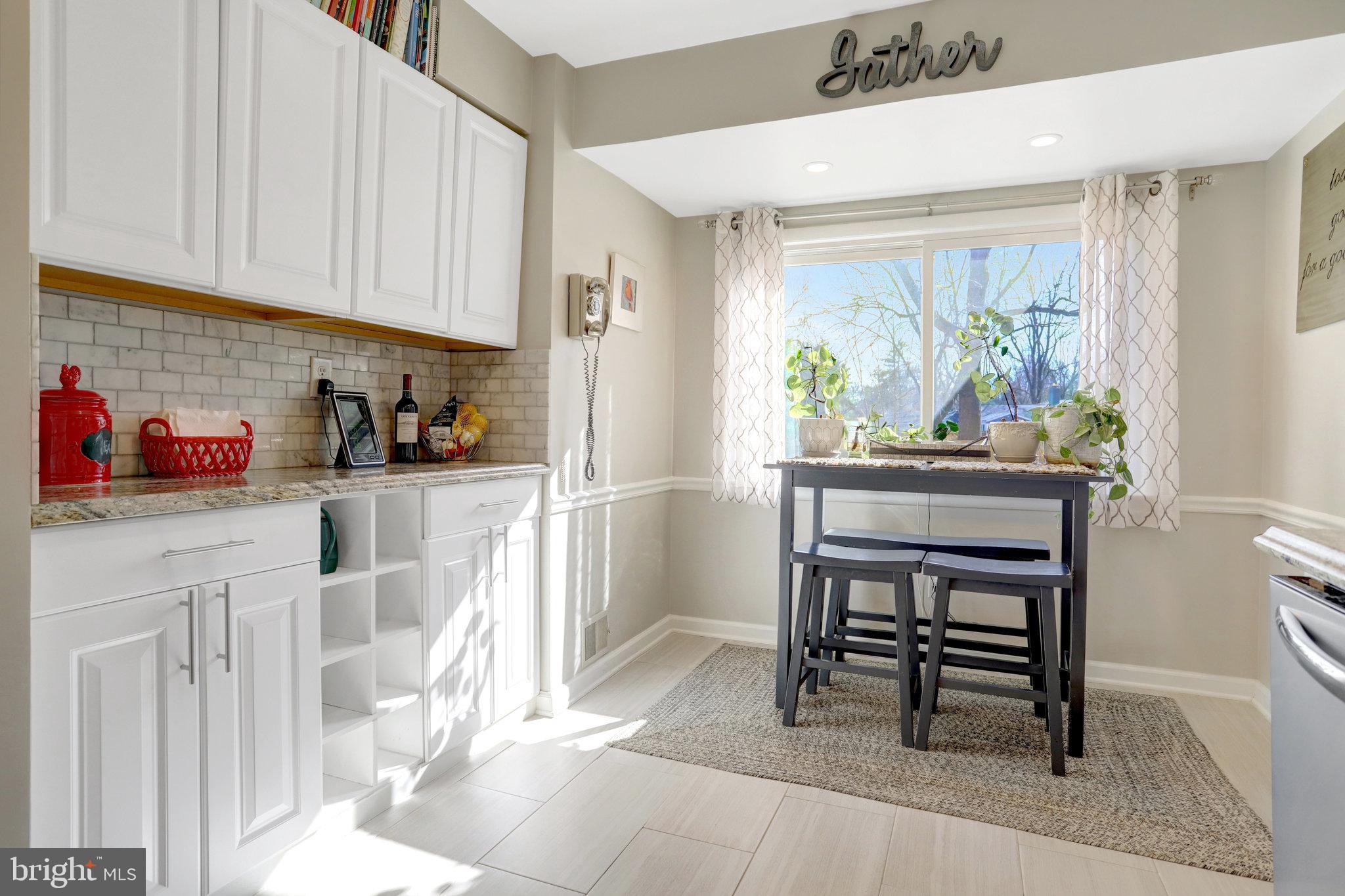 1909 Courtland Road Alexandria, VA 22306 - Photo 23 of 63 Kitchen breakfast nook