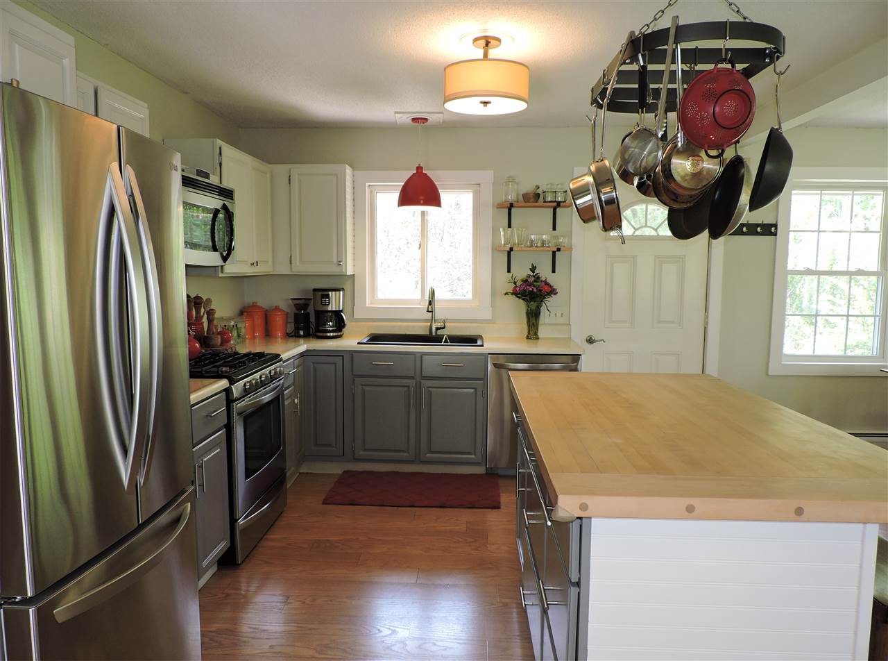 9027 Williston Road Williston, VT 05495 - Photo 4 of 30