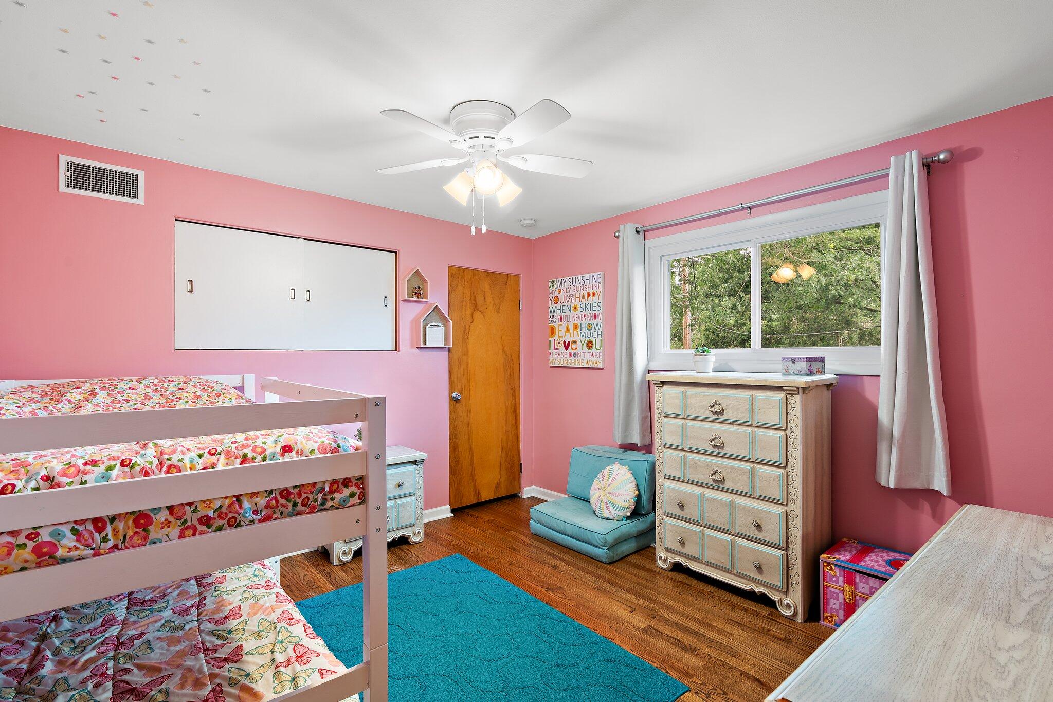 8014 Harrison Avenue Munster, IN 46321 - Photo 13 of 37 2048x1365