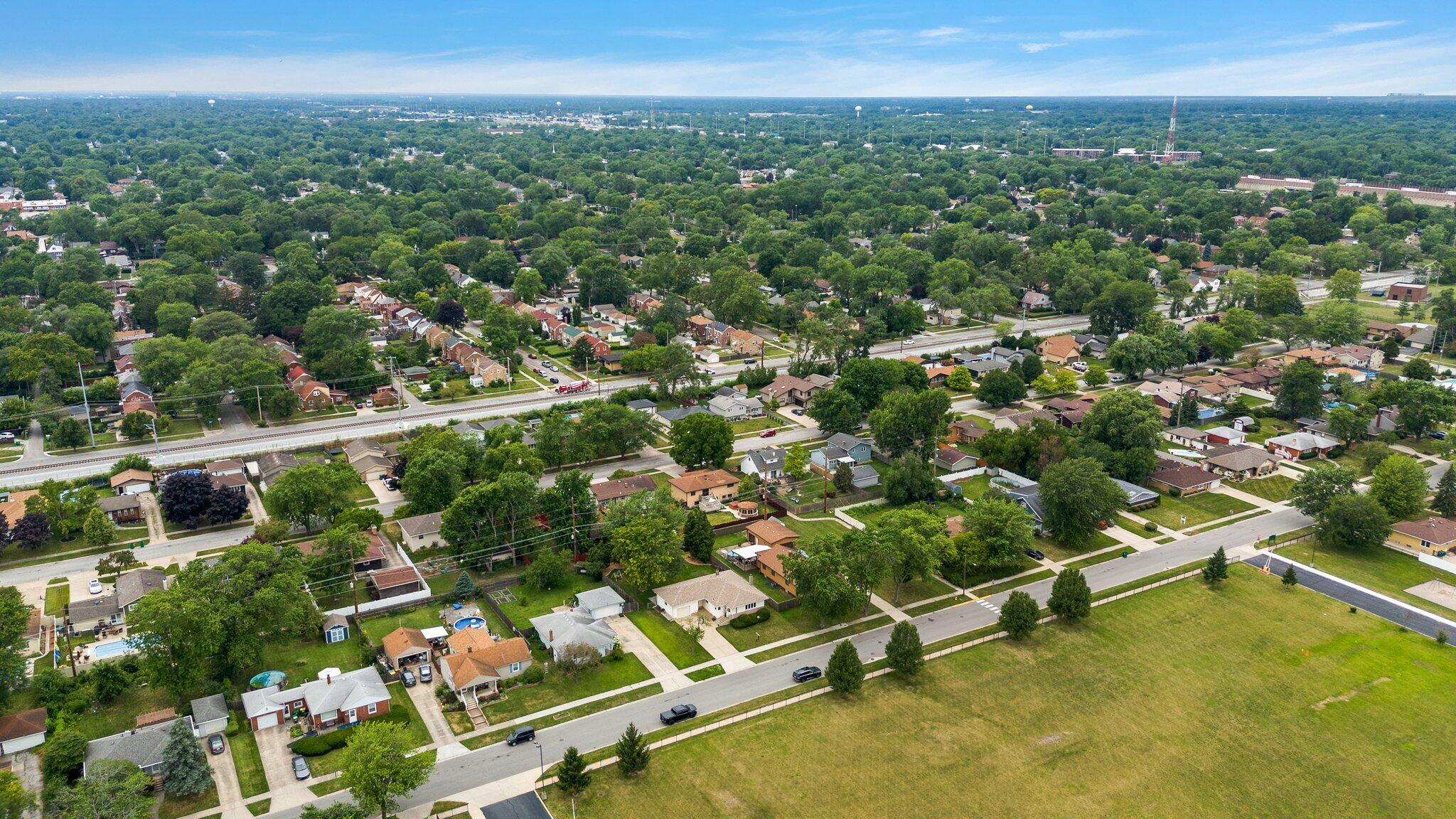 8014 Harrison Avenue Munster, IN 46321 - Photo 35 of 37 2048x1152
