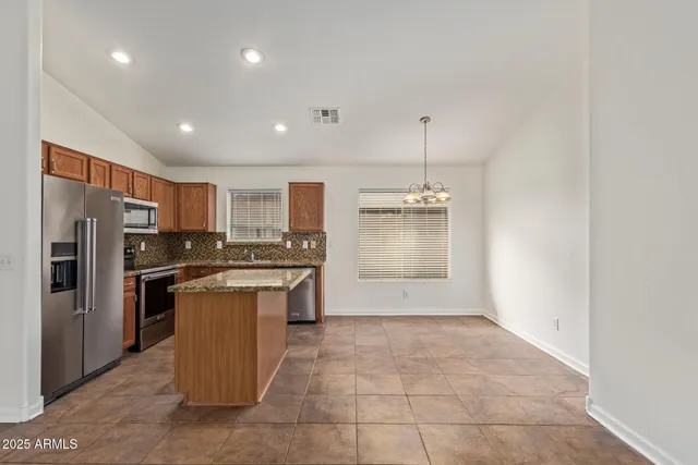 $1,750 | 42346 West Sunland Drive, Maricopa, AZ 85138