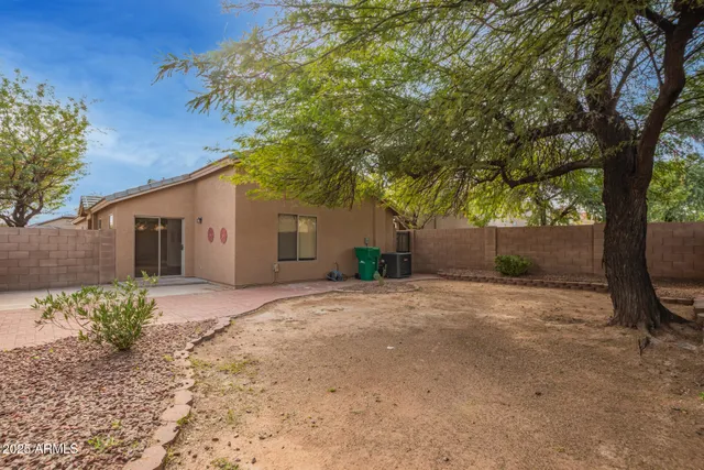 $1,750 | 42346 West Sunland Drive, Maricopa, AZ 85138