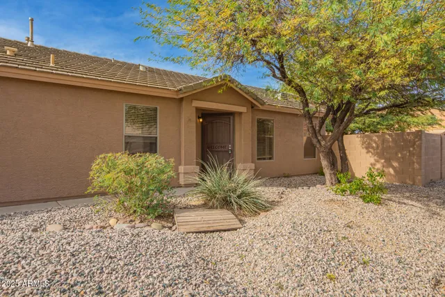 $1,750 | 42346 West Sunland Drive, Maricopa, AZ 85138