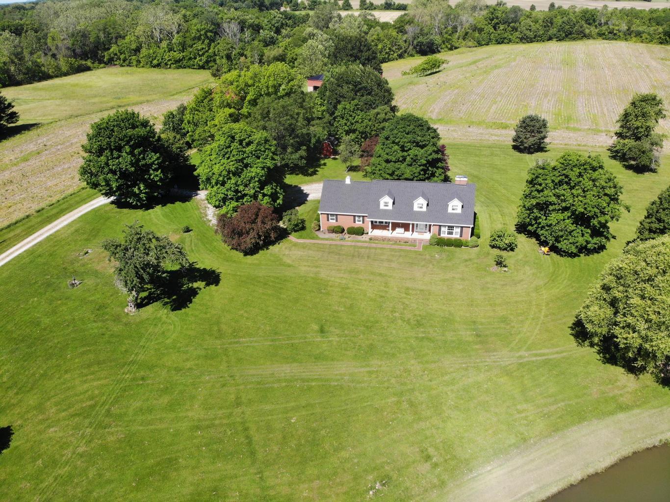 5565 Stringtown Road Northwest Baltimore, OH 43105 - Photo 11 of 61 Aerial View