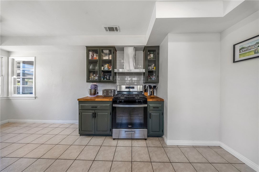 9684 Sharon Avenue Riverside, CA 92503 - Photo 17 of 38