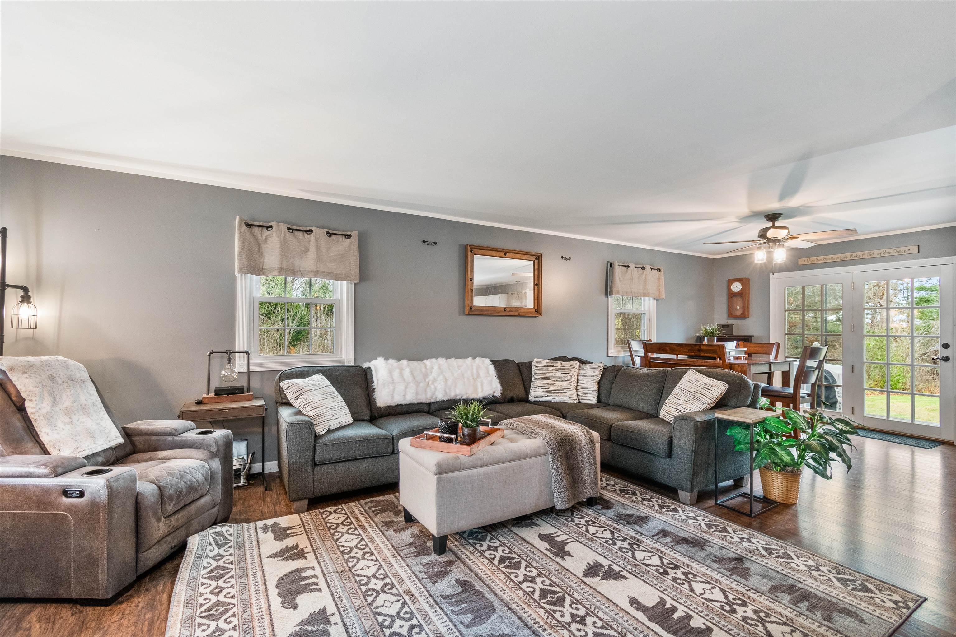 1077 Falls Road Shelburne, VT 05482 - Photo 2 of 50 Gallery Image 2