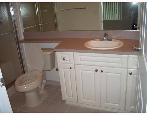 6410 West Sample Road, Unit B 11 Coral Springs, FL 33067 - Photo 7 of 11 Master Bath/Spa