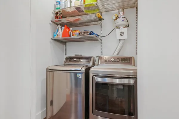 $5,995 | 128 South Aberdeen Street, Unit 4S, Chicago, IL 60607