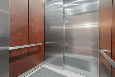 $5,995 | 128 South Aberdeen Street, Unit 4S, Chicago, IL 60607