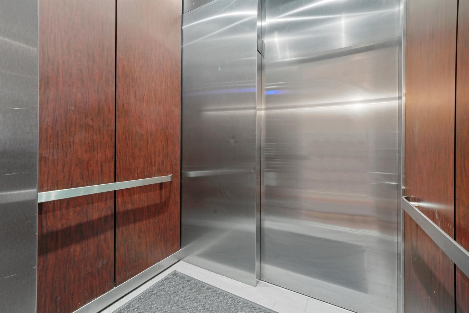 128 South Aberdeen Street, Unit 4S Chicago, IL 60607 - Photo 28 of 34