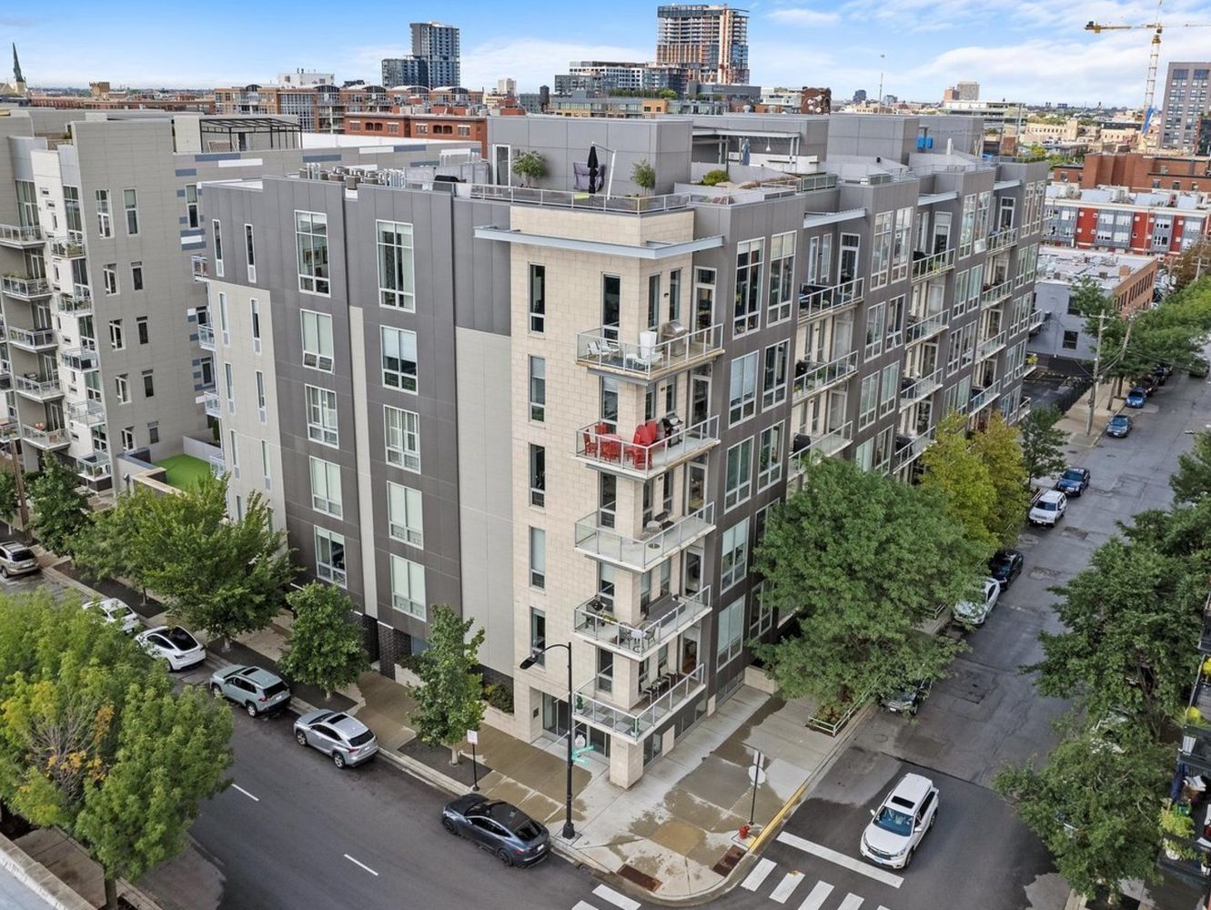 128 South Aberdeen Street, Unit 4S Chicago, IL 60607 - Photo 33 of 34