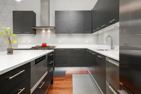 $5,995 | 128 South Aberdeen Street, Unit 4S, Chicago, IL 60607