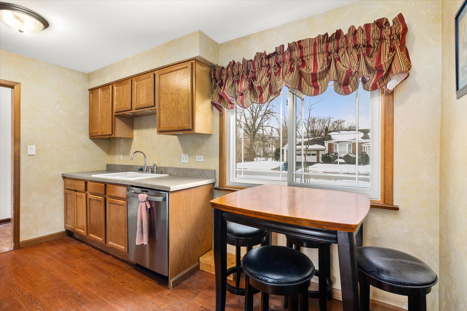 1225 Douglas Lane Crete, IL 60417 - Photo 13 of 36