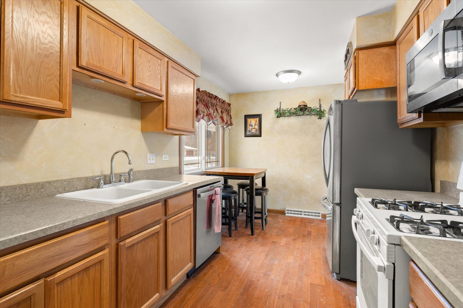 1225 Douglas Lane Crete, IL 60417 - Photo 15 of 36