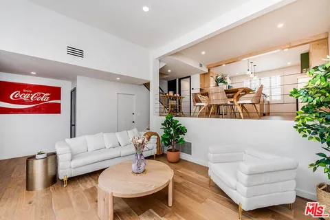 $998,000 | 4364 West Kling Street, Burbank, CA 91505