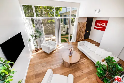 $998,000 | 4364 West Kling Street, Burbank, CA 91505