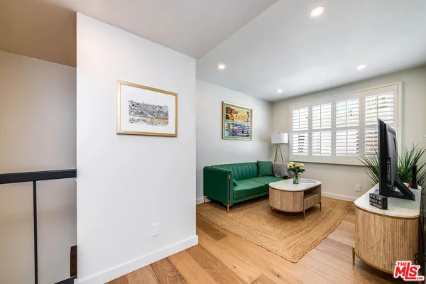 $998,000 | 4364 West Kling Street, Burbank, CA 91505