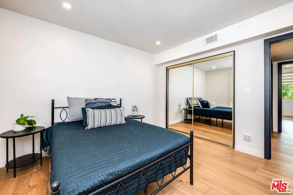 $998,000 | 4364 West Kling Street, Burbank, CA 91505