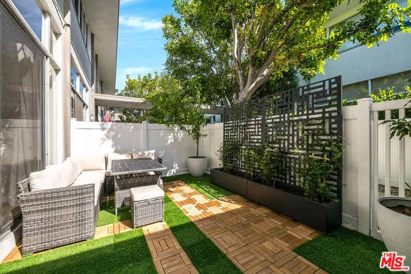 $998,000 | 4364 West Kling Street, Burbank, CA 91505