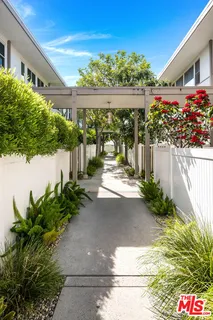 $998,000 | 4364 West Kling Street, Burbank, CA 91505