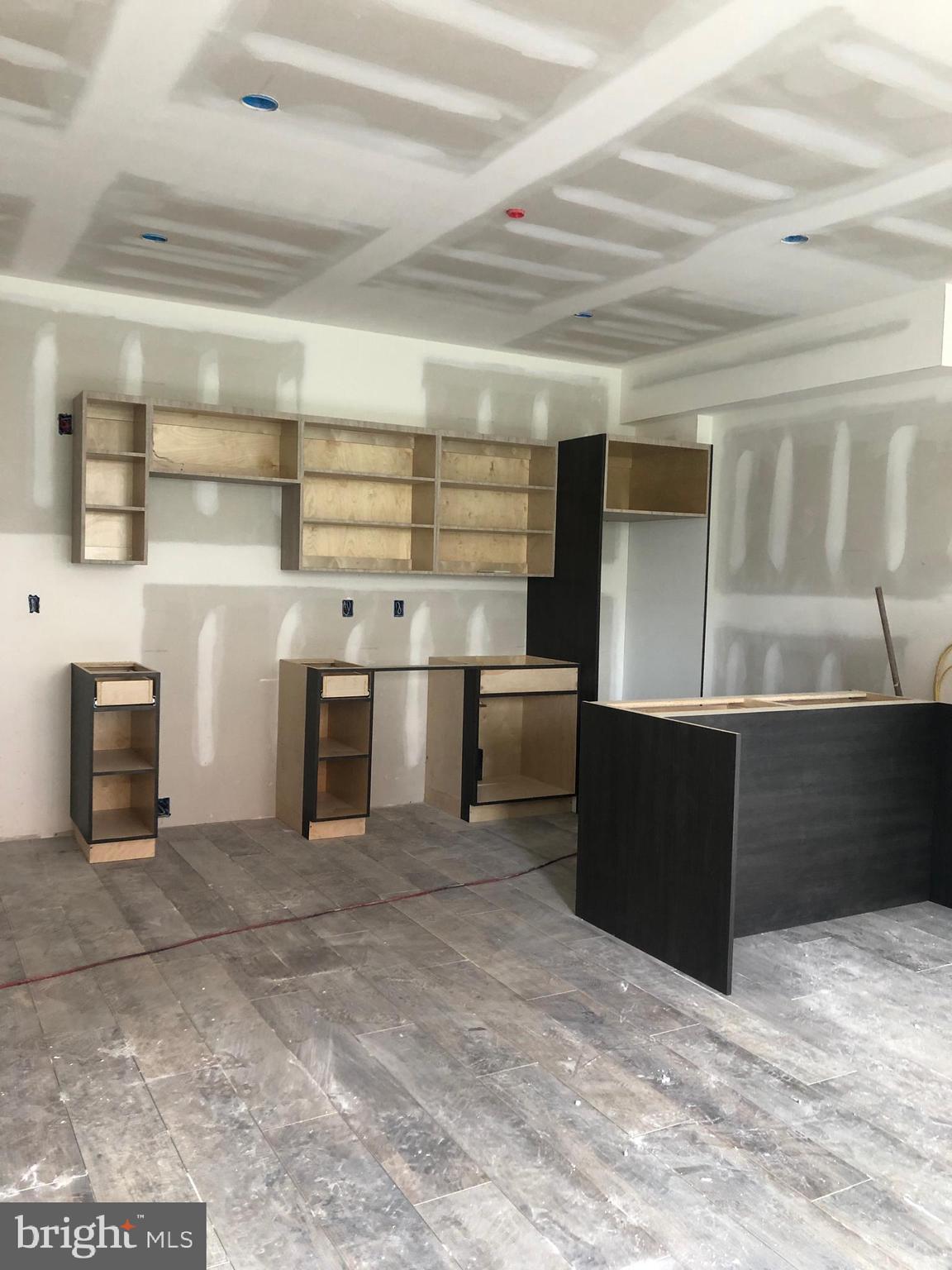 300 Budd Street, Unit D2 Philadelphia, PA 19104 - Photo 5 of 7