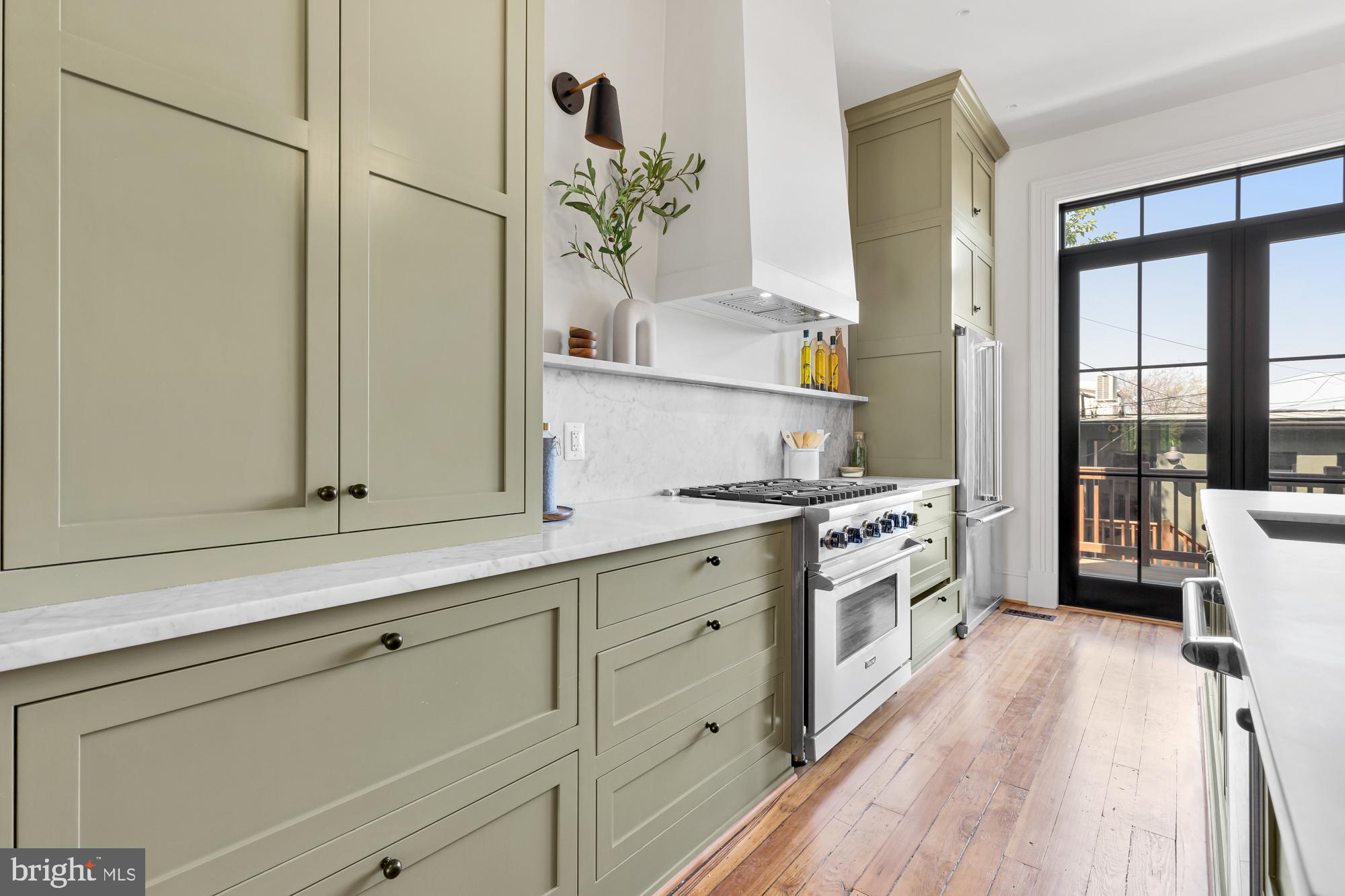 306 D Street Northeast Washington, DC 20002 - Photo 14 of 70