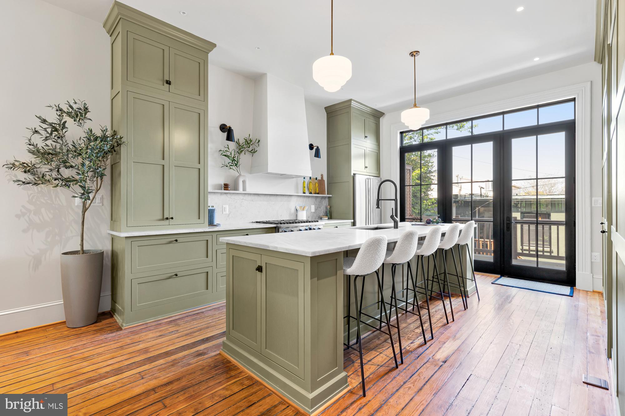 306 D Street Northeast Washington, DC 20002 - Photo 16 of 70