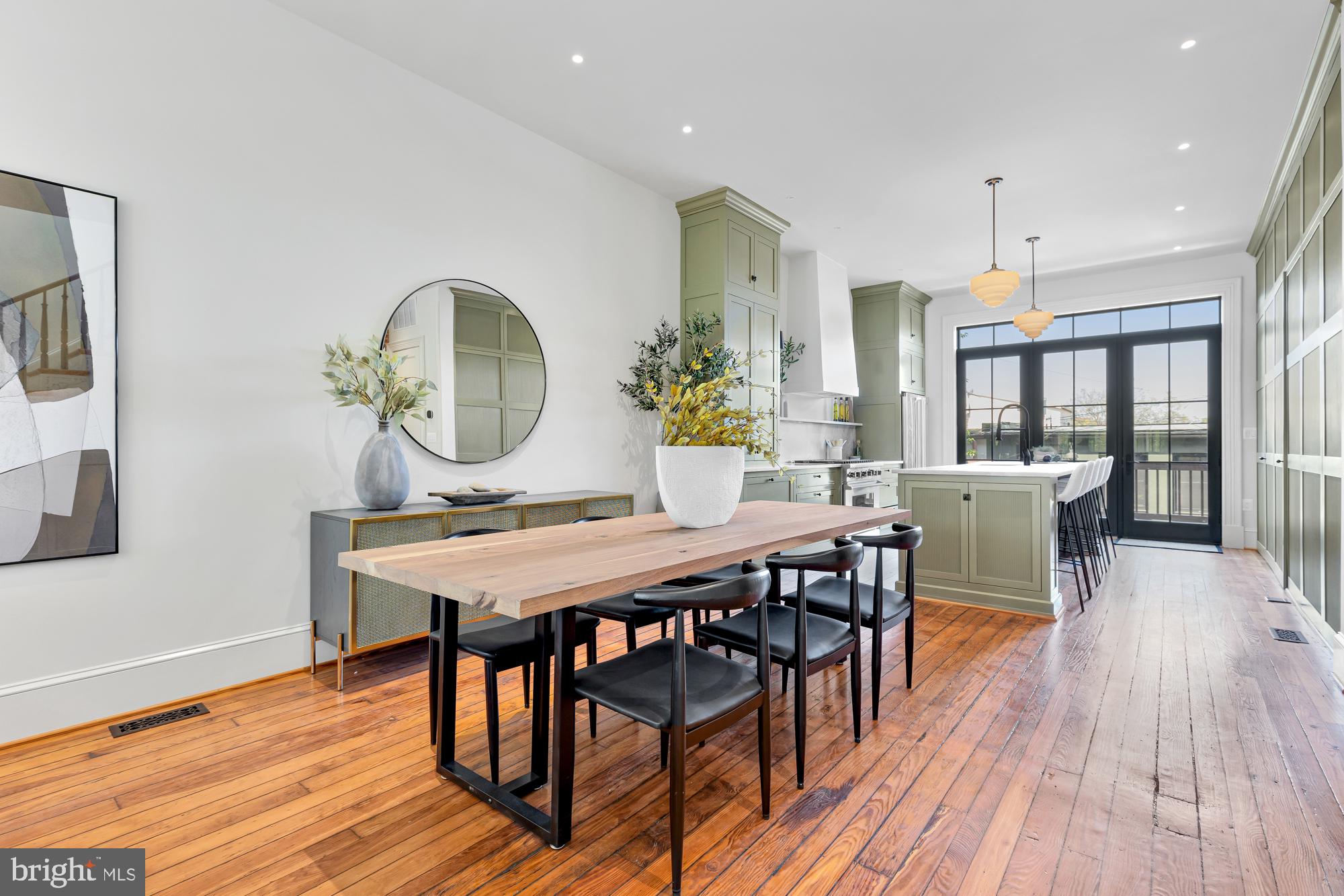 306 D Street Northeast Washington, DC 20002 - Photo 9 of 70