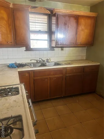 $39,900 | 6016 Dupree Avenue, Ferguson, MO 63135