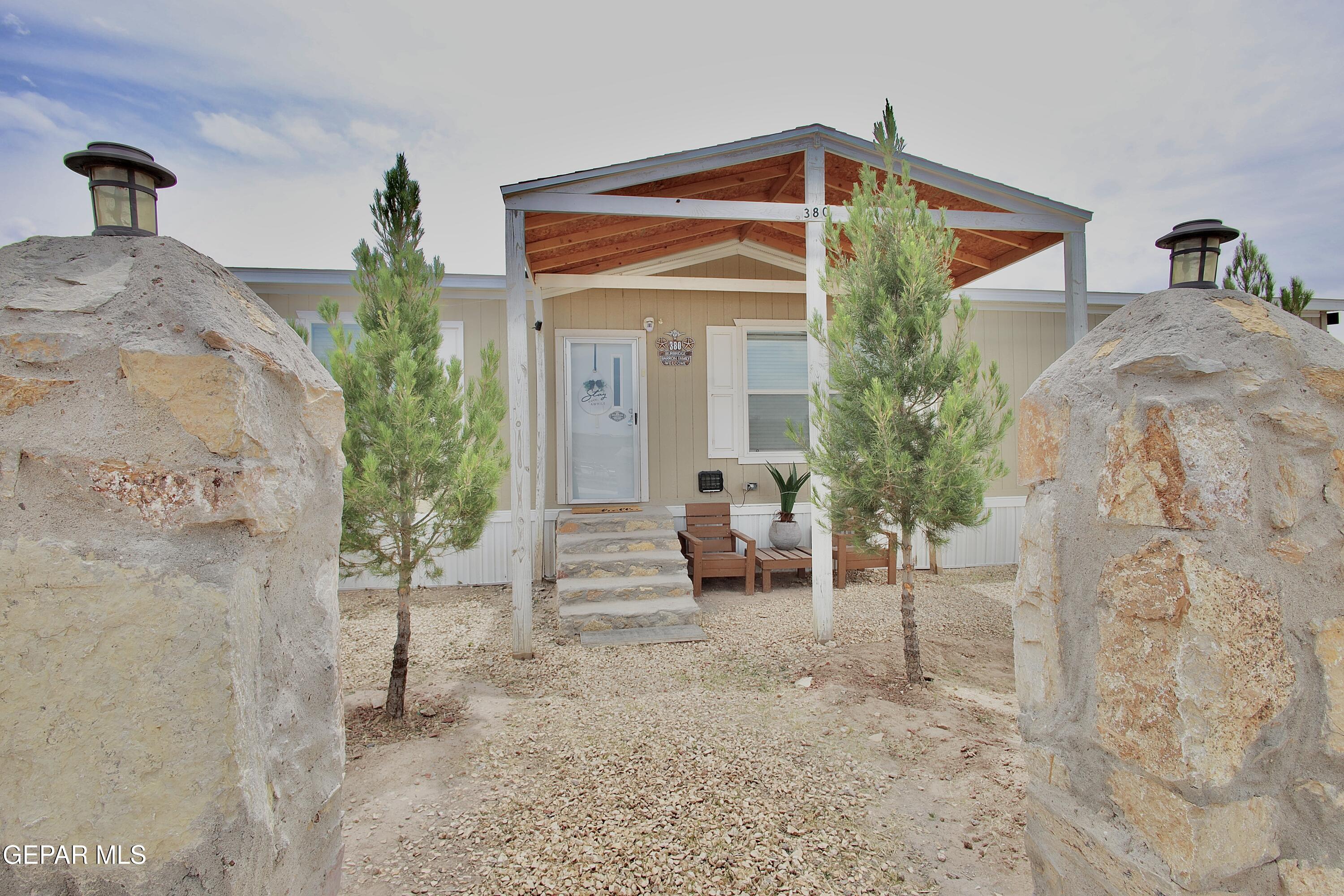 380 Burbridge Road Clint, TX 79836 - Photo 9 of 57 A6C851CF-F5BB-44F3-9C36-3DDF29E871C0