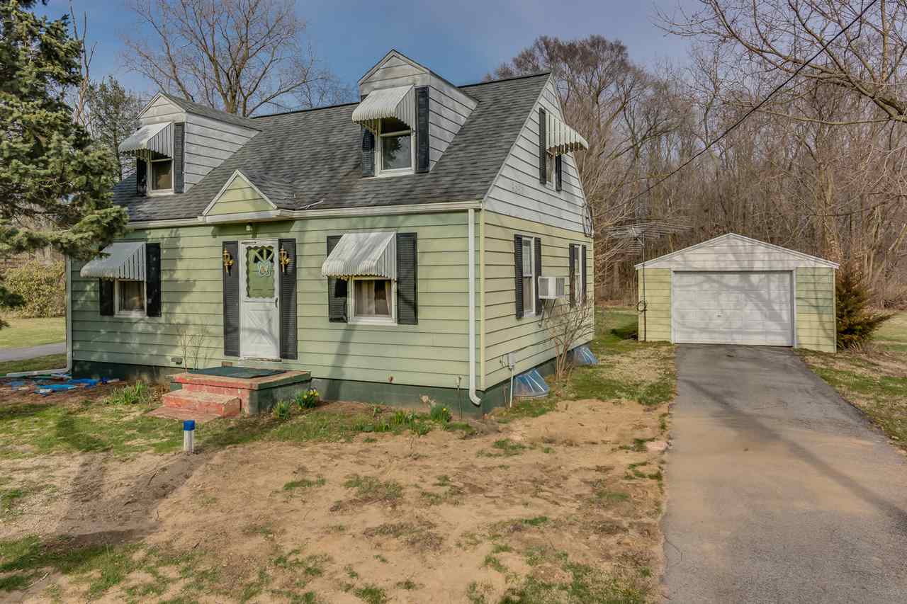 55150 Pear Road South Bend, IN 46628 - Photo 3 of 31