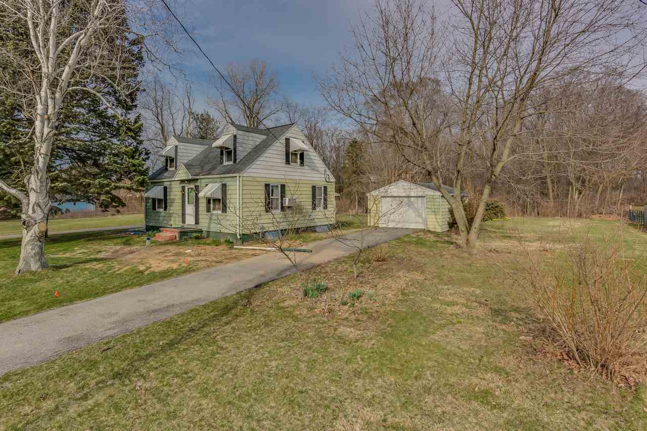 55150 Pear Road South Bend, IN 46628 - Photo 4 of 31
