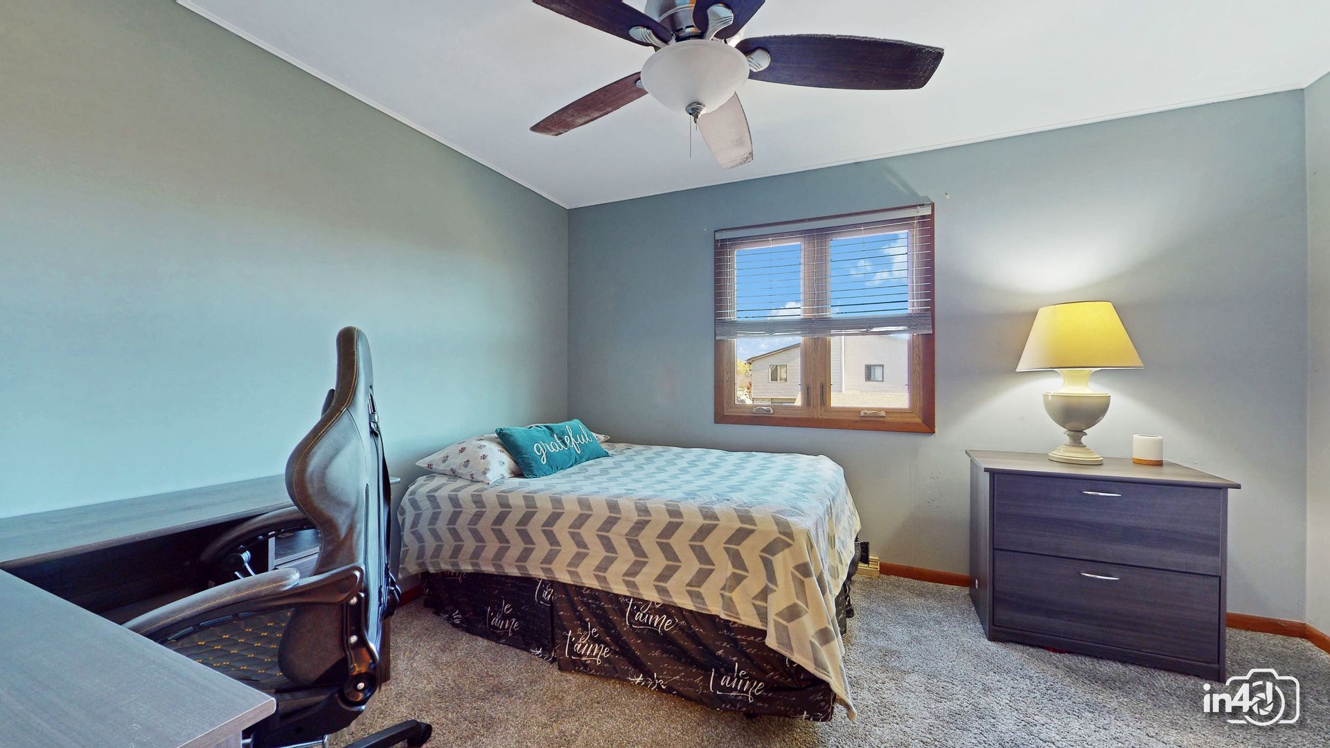 272 Circlegate Road New Lenox, IL 60451 - Photo 15 of 24 a bedroom with a bed and a dresser