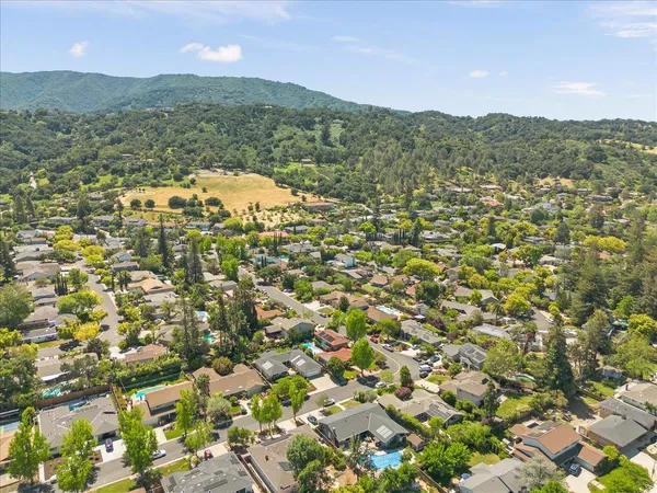 $3,495,000 | 272 Belblossom Way, Los Gatos, CA 95032