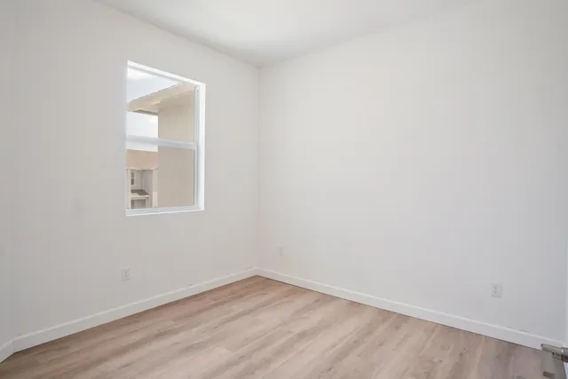 $2,550 | 852 Southeast Grovebush Lane, Port St. Lucie, FL 34984