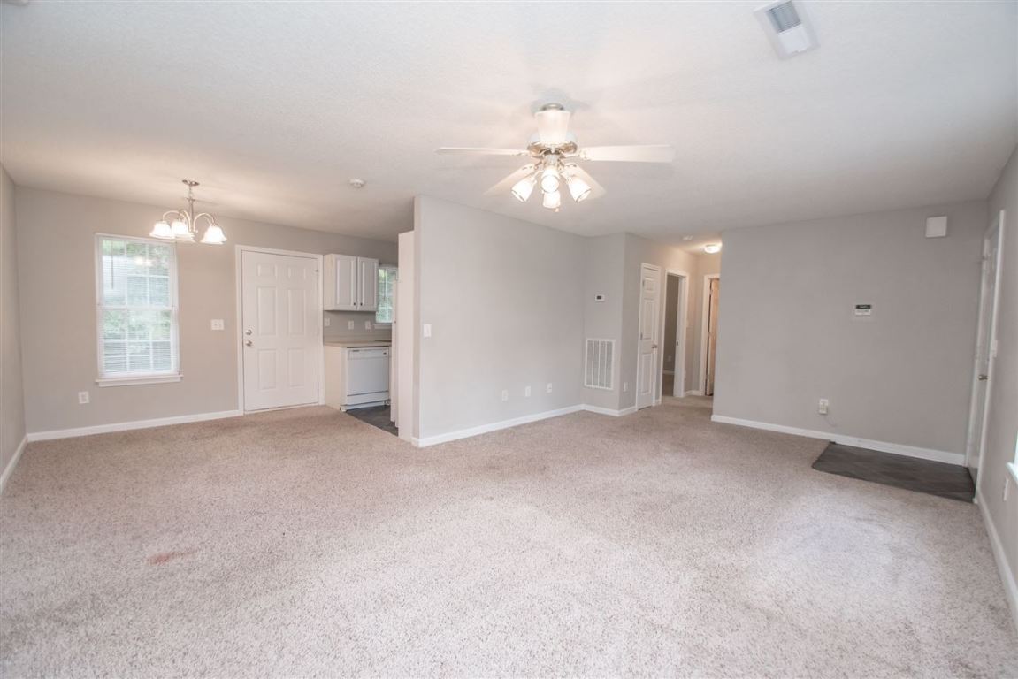 340 Garrison Road Seneca, SC 29678 - Photo 14 of 36 Gallery Image 14
