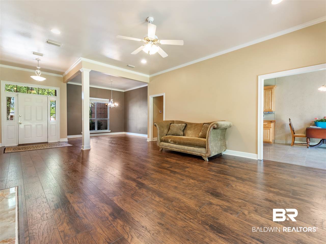 9886 Merritt Court Fairhope, AL 36532 - Photo 19 of 39 Living Room