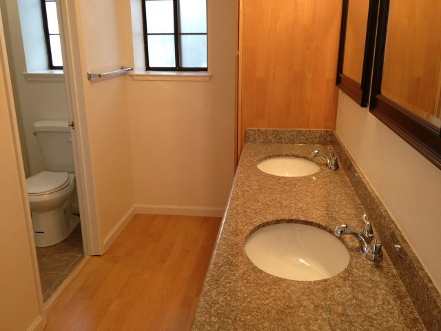 940 South Wolfe Road Sunnyvale, CA 94086 - Photo 5 of 10 Gallery Image 5