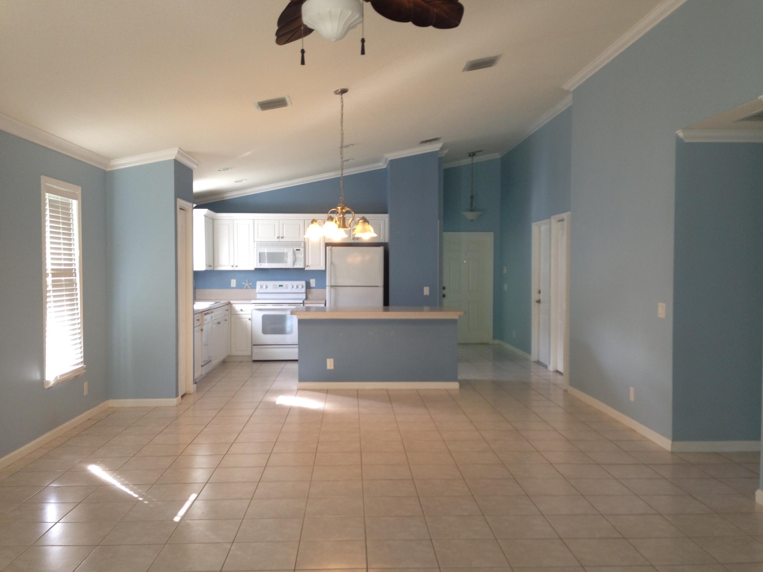 2747 Southwest Regency Road Stuart, FL 34997 - Photo 5 of 22 LIVING ROOM
