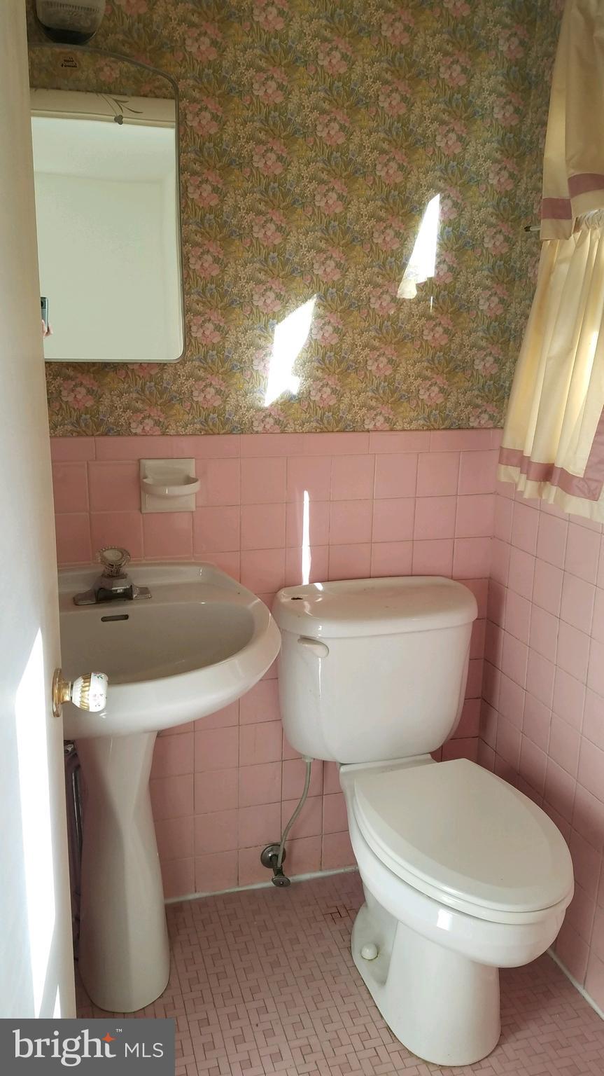 510 Brookwood Road Wayne, PA 19087 - Photo 17 of 18