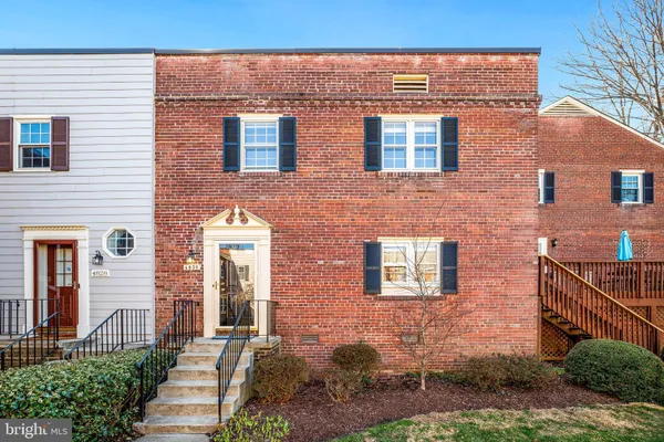 $905,000 | 4830 Bradley Boulevard, Unit 213, Chevy Chase, MD 20815