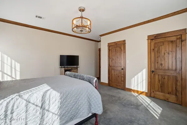 $399,500 | 4 Hughes Road, Collins, MS 39428